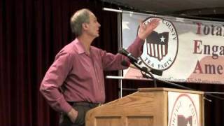 Kevin Fowler speaks to the Portage County TEA Party