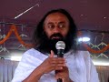 Sri Sri Ravishankar in Bangalore speaking in Kannada