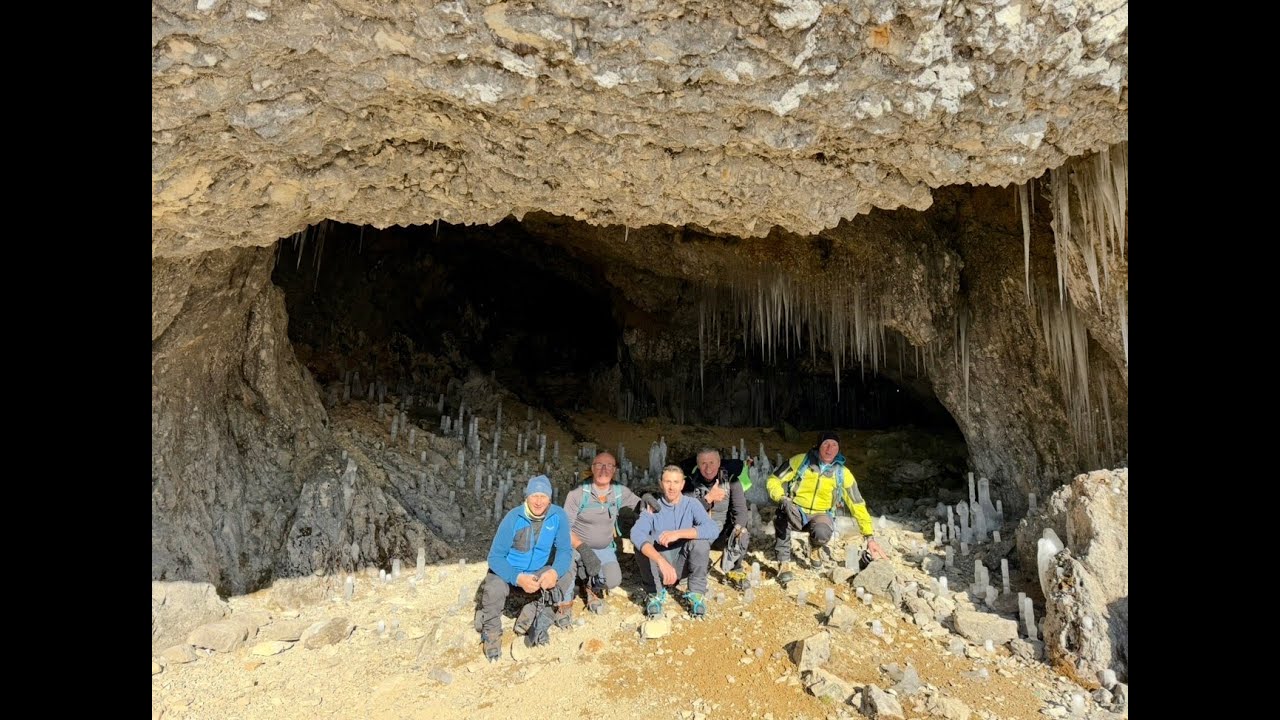 Pizzo Corzene mt. 2196 - Grotta dei Pagani - Cappella Savina - Bivacco Città di Clusone