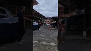 Tio Pancho bailando Reagueton con Sofia y Sebas