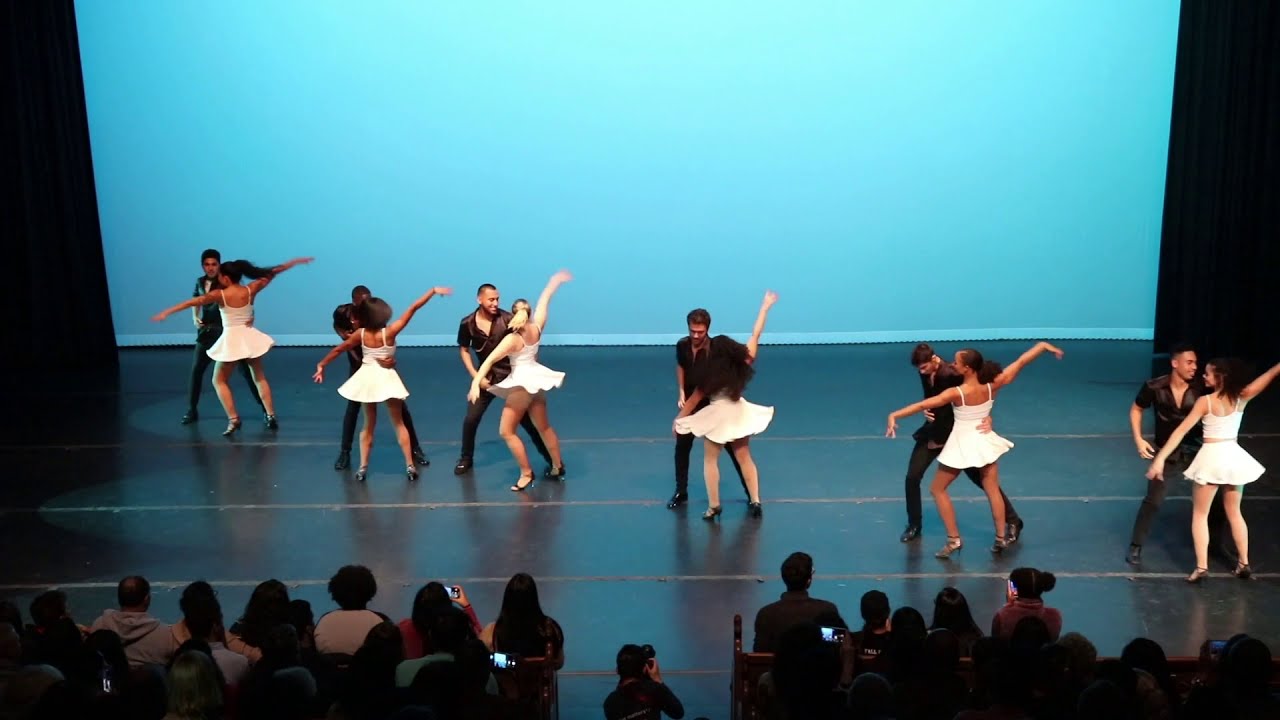 Dirty Dancing: Reimagining the Final Scene | In Theaters Now