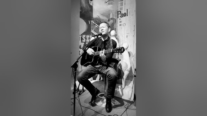 Өте күшті оргазм және конвульсиялар бар порно Бейнедегі латекс секс