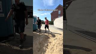 Wem geht’s auch immer so?😂 #baustelle #handwerk #flachwitz #funny #arbeit #youtubeshorts #fy