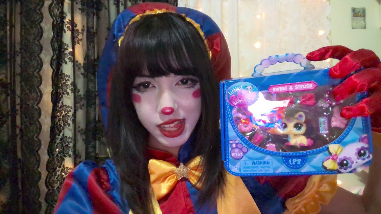 I open LPS as Pomni and talk for a really long time