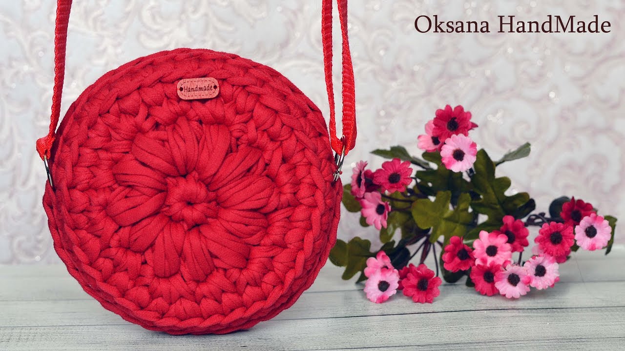 ⁣Круглая сумка из трикотажной пряжи. Round crochet bag