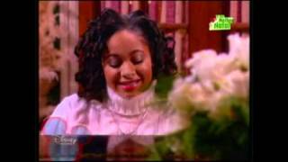 Mensagem de Natal - Noite Feliz - Cidalia Castro dubla Raven Symoné (oficial)
