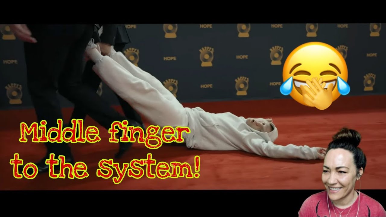 This SHOULD be your motto! Mrs. Realistic reacts to | NF - MOTTO - YouTube