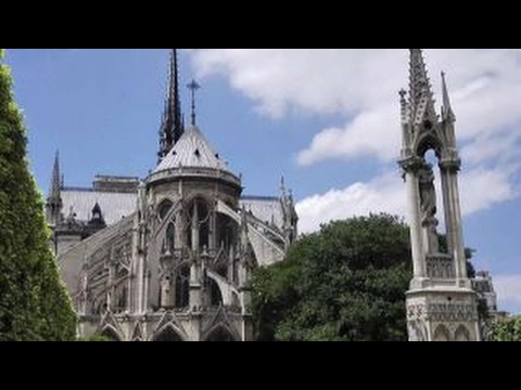 Paris: Police shoot man who attacked officer at Notre-Dame cathedral