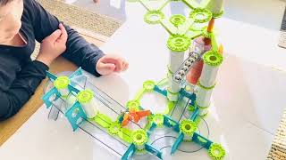 Combining Geomag Vertical Motor + Race Track