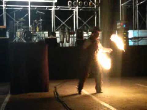 คาวบอยควงไฟ 099 4126565 ณัฐชา hawaii&fire performance