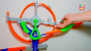Download Mainan Mobil Hot Wheels Trek Dinding Car Track Builder Video MP3 Mainan Mobil Hot Wheels Trek Dinding Car Track Builder