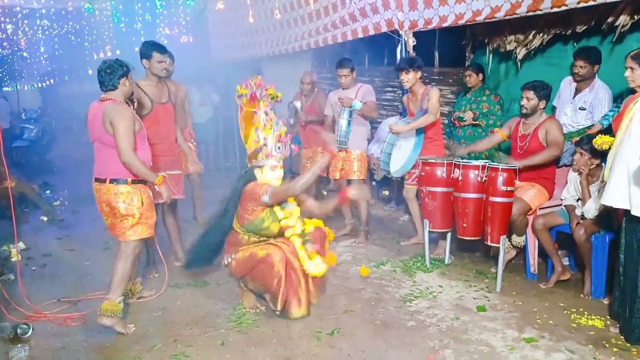 దుర్గమ్మ తల్లి కథలో అమ్మవారు🙏#trending #viralvideo #youtube #padminiramya#video#durgapuja #dasara#yt