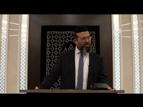 Feeling the Love of the Days of Awe | Rabbi Yonah Sklare