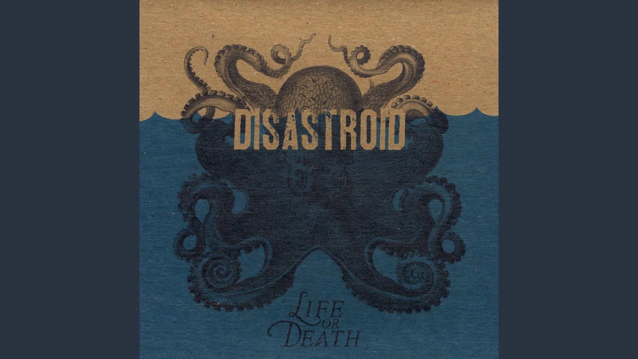 Guarda Three Strikes su YouTube Guarda Three Strikes su YouTube