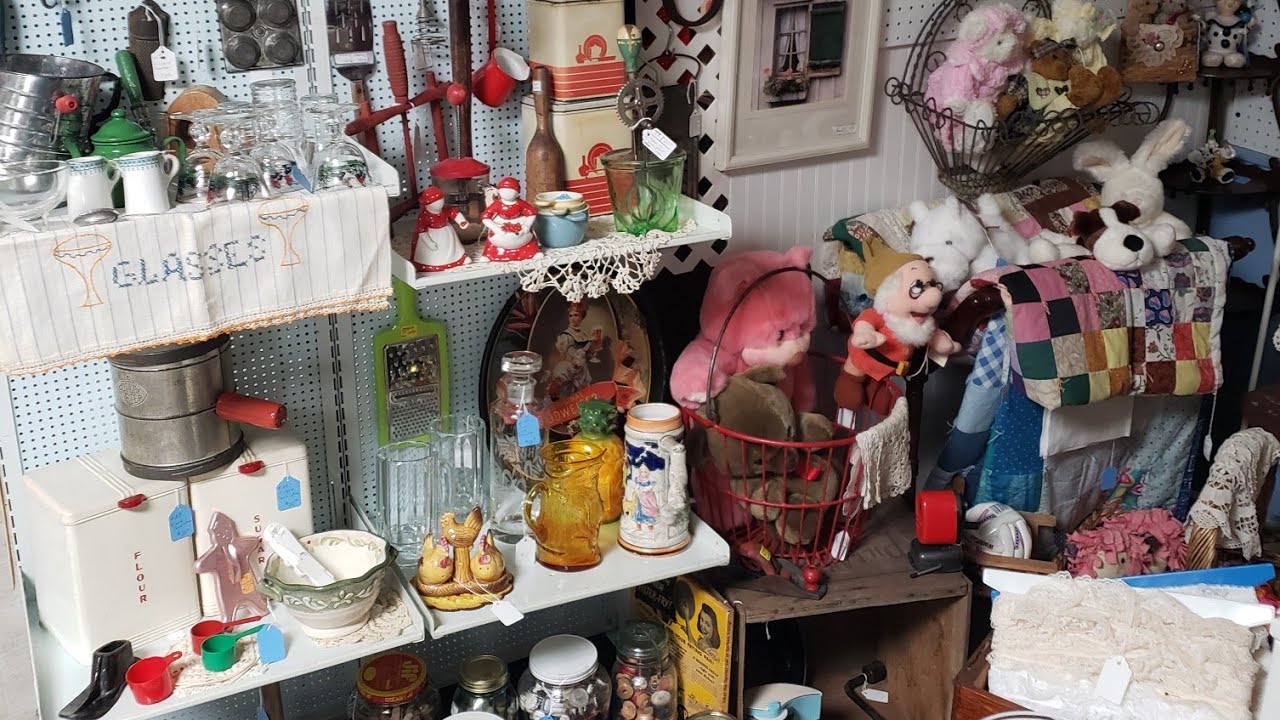 Booth Showcase! Booth 23 Beautiful Antiques Vintage Collectibles Nashville 66 Unique Antiques