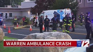 2 injured in Warren ambulance crash