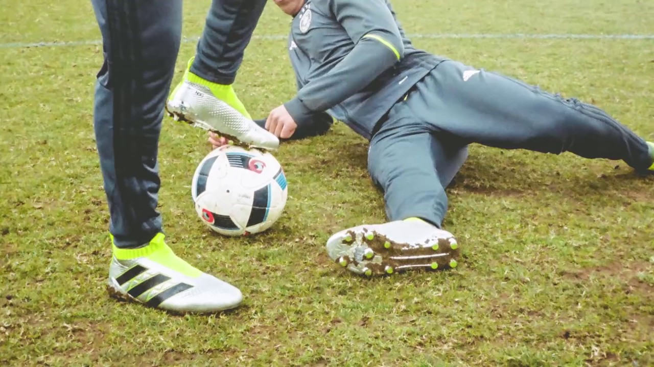 Mesut Özil - First Never Follows - adidas Football