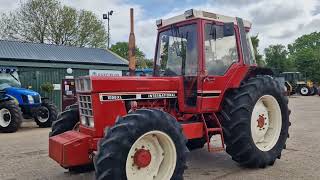 Case International 1056XL 4wd Classic Tractor