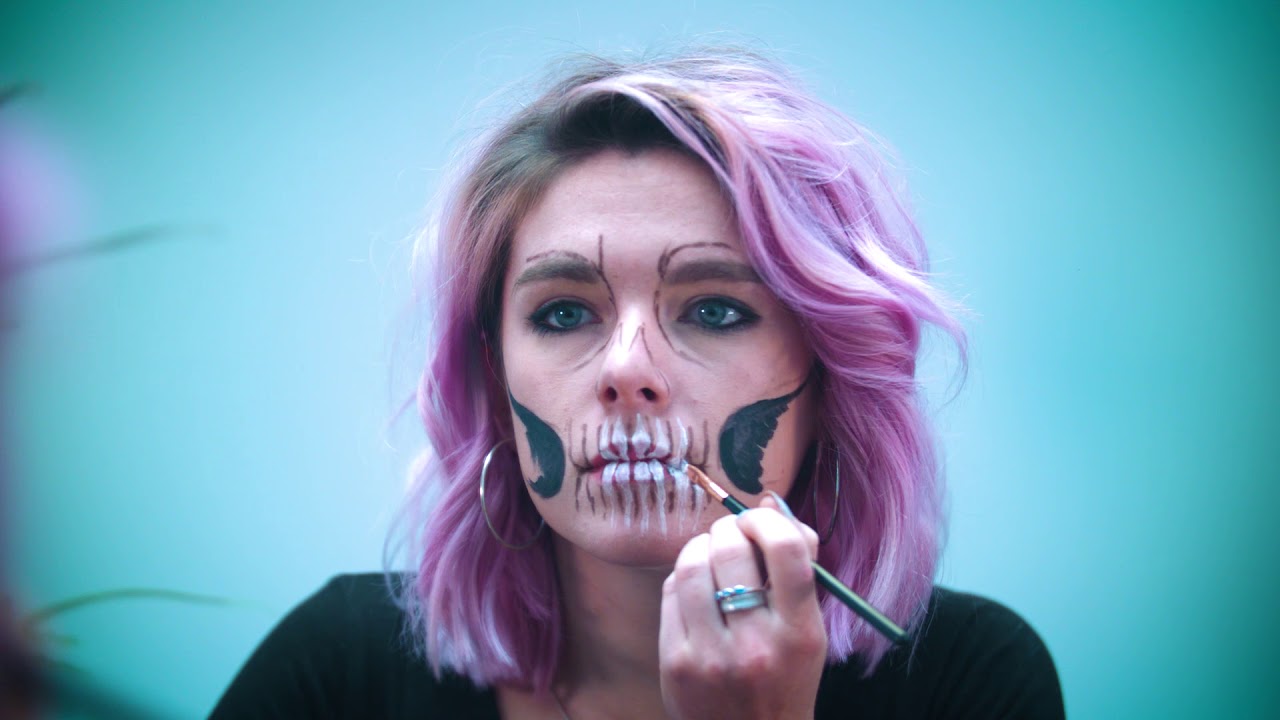 LCF HOW TO: HALLOWEEN MAKE-UP - Part 1