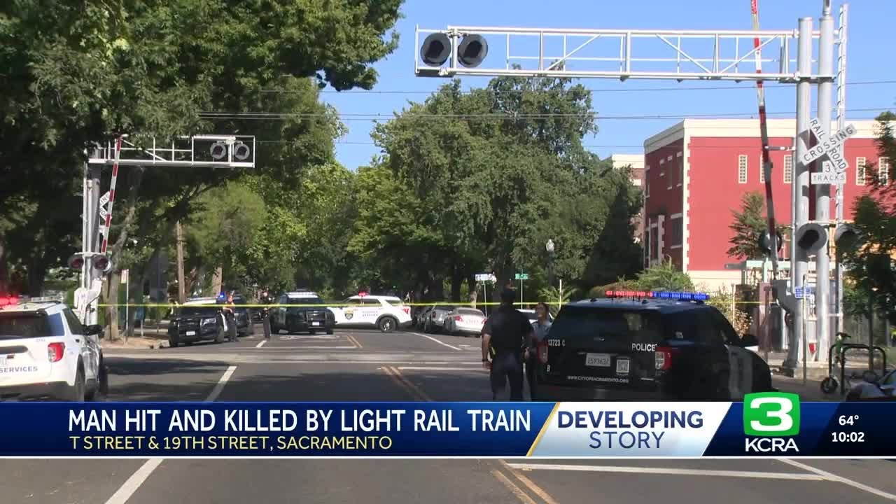 Man on scooter dies after hit by light rail train in Sacramento - YouTube