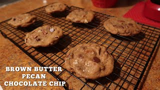 BROWN BUTTER PECAN CHOCOLATE CHIP COOKIES | STOVE TOP KISSES