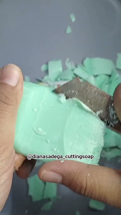 Cutting Sabun Claudia Hijau🧼 #asmrcuttingsoap #satisfying #cuttingsoap #soap