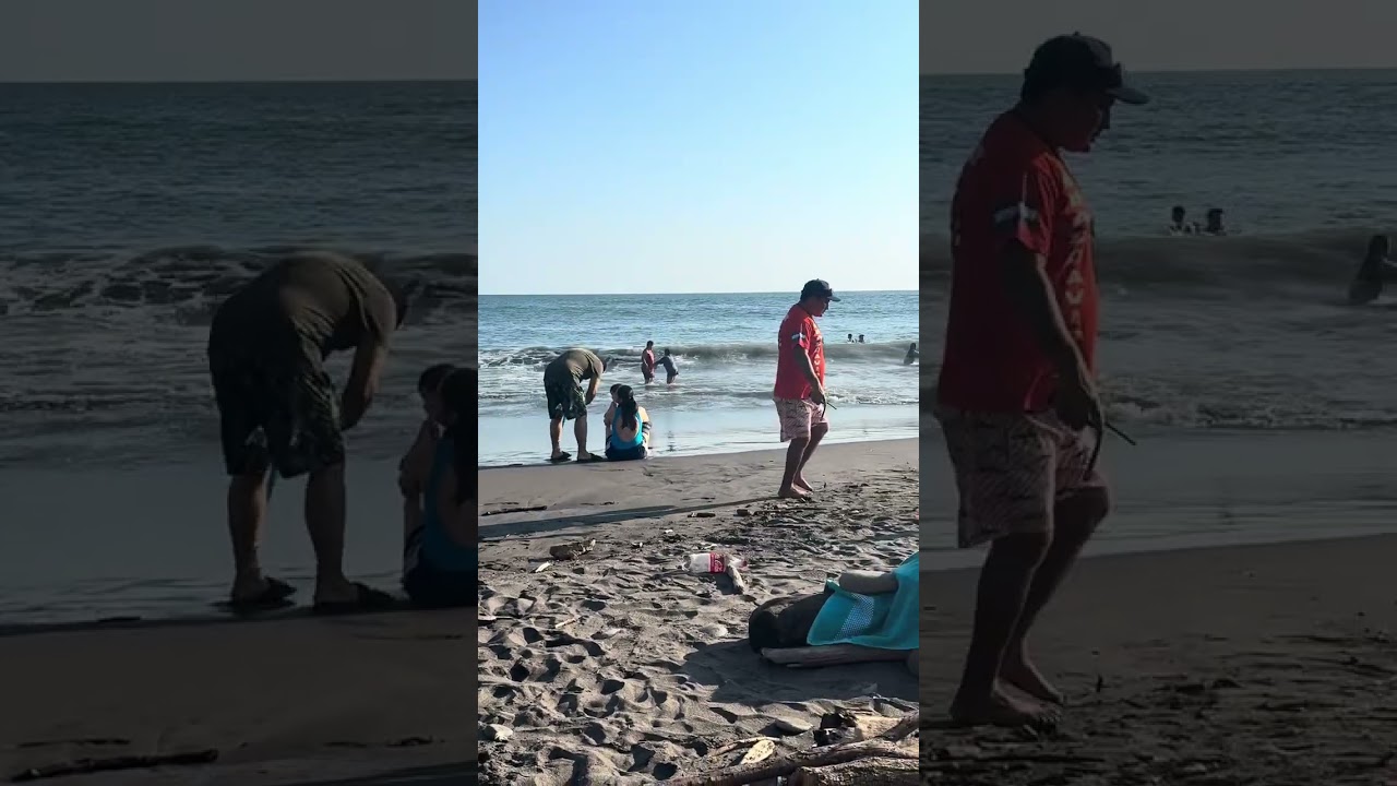 Playa El Tunco , Surf City , El Salvador 