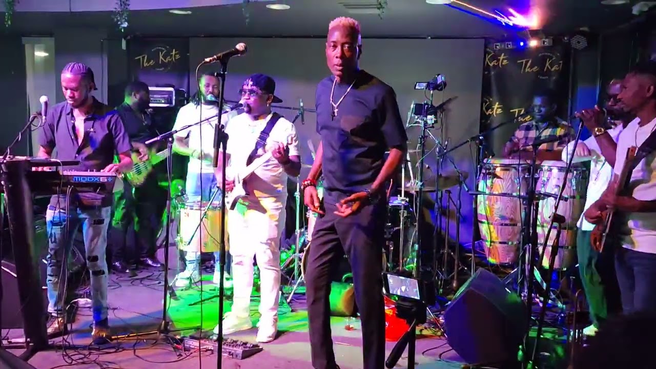 DISIP GAZZMAN&KANDOUDOU LIVE MUSIC🎶PERFORMING #SOU KABAN N LOPITAL BEL DJAZ #ABONNEVOUS #PATAJE#LIKE