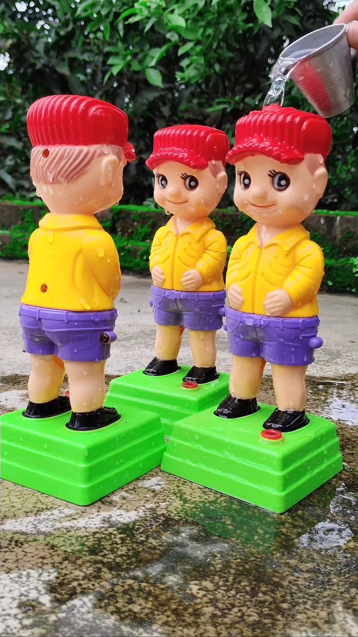 置物 babu You Won't Believe This Babu Hissing Toy! 😆 Crazy Moments !(HA