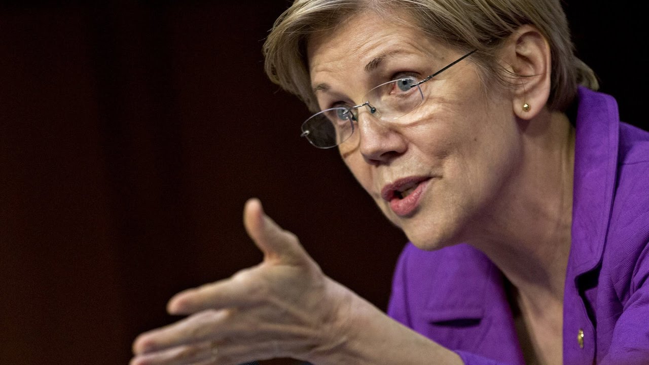 Elizabeth Warren questions whether lobbyist contributions have influenced Mick Mulvaney's work at CFPB
