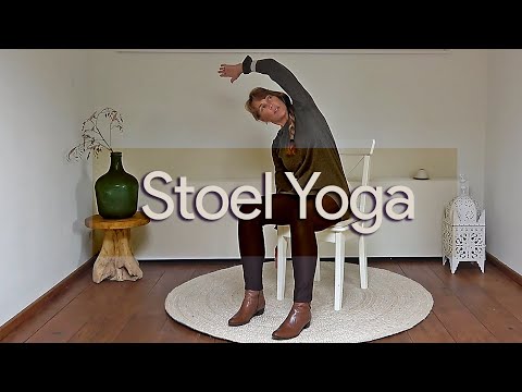 Video: 3 manieren om yoga te doen in een stoel