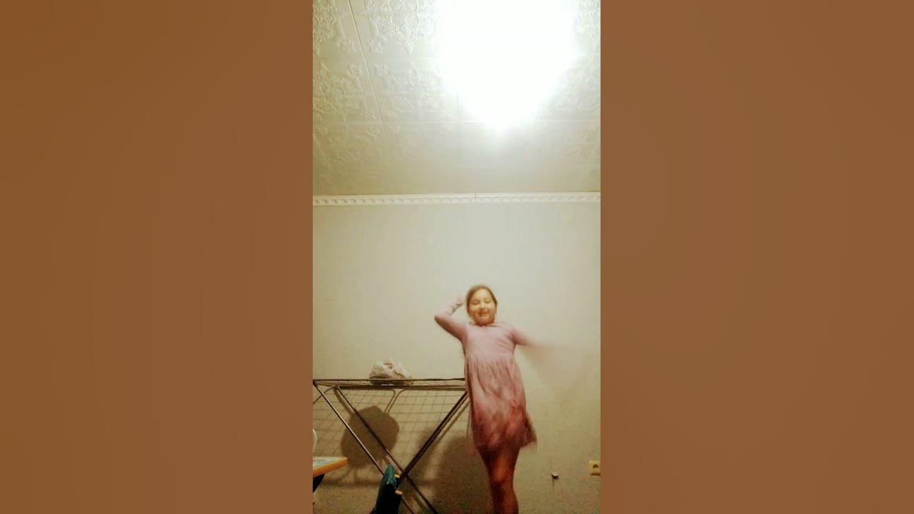 кира - YouTube