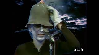 Genesis - I Know What I Like In Your Wardrobe - Live French Tv 1974 Remastered
