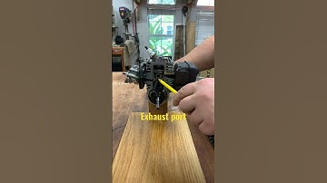 How a 2-stroke engine works in 1 minute #shorts
