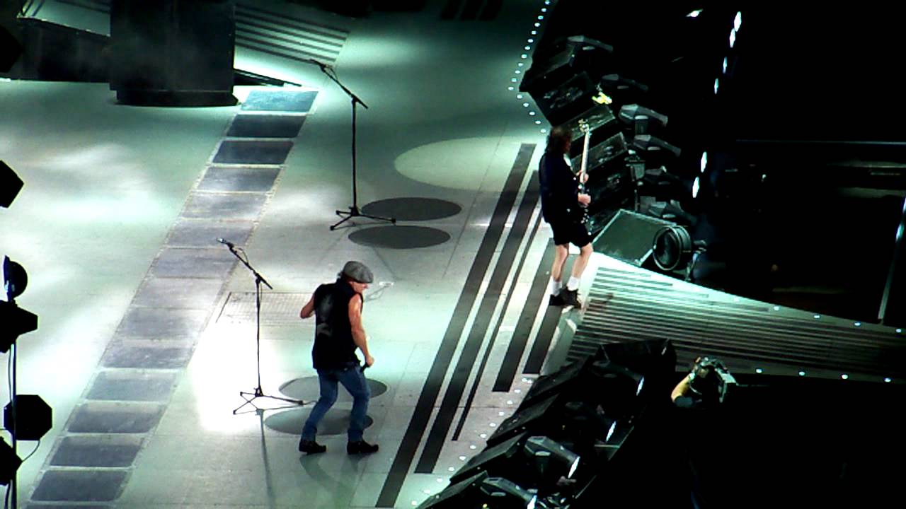 AC/DC - Black Ice - Commonwealth Stadium - Edmonton, AB - August 26 ...