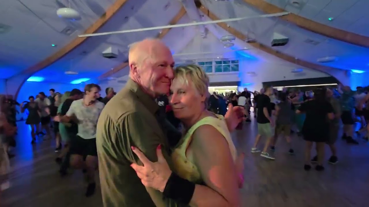 Långt härifrån med Excess på Stora Folkparksdansen Karlsholme 16.8 Dansnytt Jan Tore Eriksen 