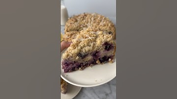 MOIST Lemon Blueberry Coffee Cake!! And it’s vegan 😏