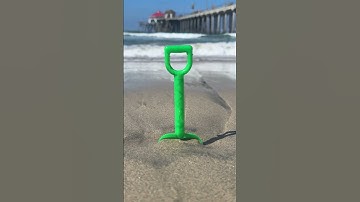 Learn Colors at the Beach! 🔴🔵🟢 | 🍉 CoComelon - JJ