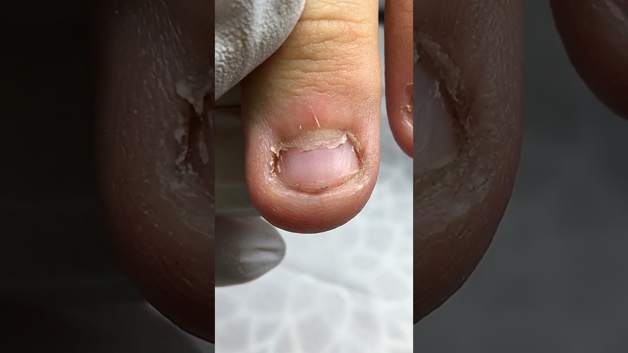 Когда ты его первая мастер маникюра /