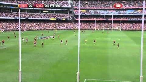 Rd 9: Matt Jones highlight