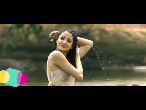 Anushka Sharma Hot Kissing Scene In (Matru Ki Bijlee Ka Mandola) HD Love Story | Romantic Love Story