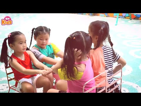 Bài Hát Những Em Bé Ngoan ♫ Em Yêu Trường Em | Nhạc Thiếu Nhi Vui Nhộn Cho Bé tại Xemloibaihat.com