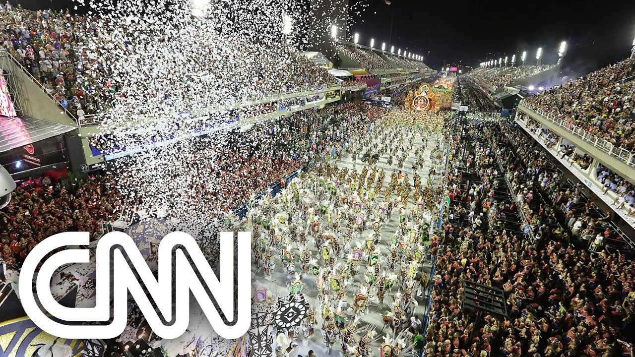 Mudança de data do Carnaval não afetou as escolas de samba, diz diretor da Liesa | LIVE CNN