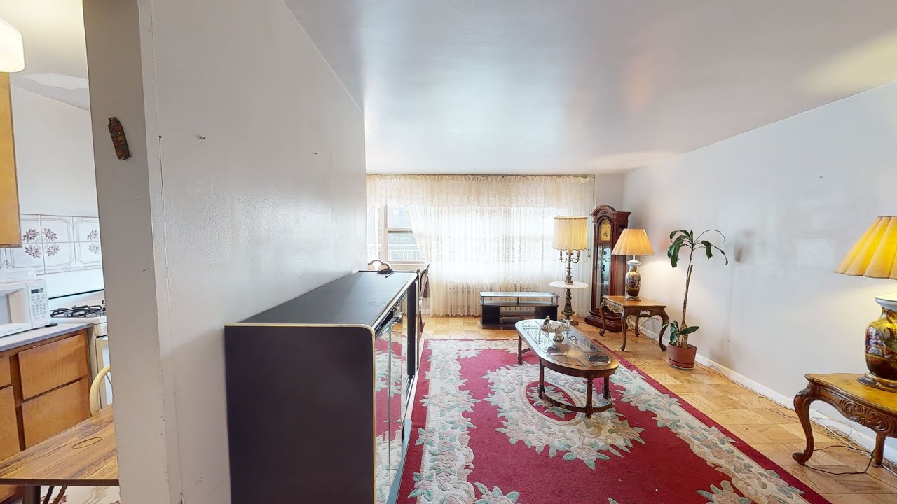 2915 West 5th Street, Unit 7H, Brooklyn, NY Presented by Gary Melamed