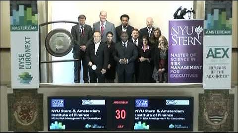 NYU Stern en Amsterdam Institute of Finance luiden gong for Master of Science in Risk Management