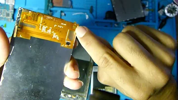 Como saber se o display do celular está com defeito?