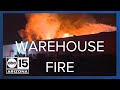 Massive fire breaks out at Phoenix warehouse building