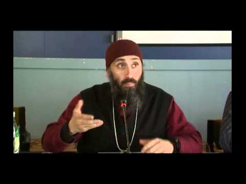 mama teodore-საზოგადოება, განსხვავებული აზრი