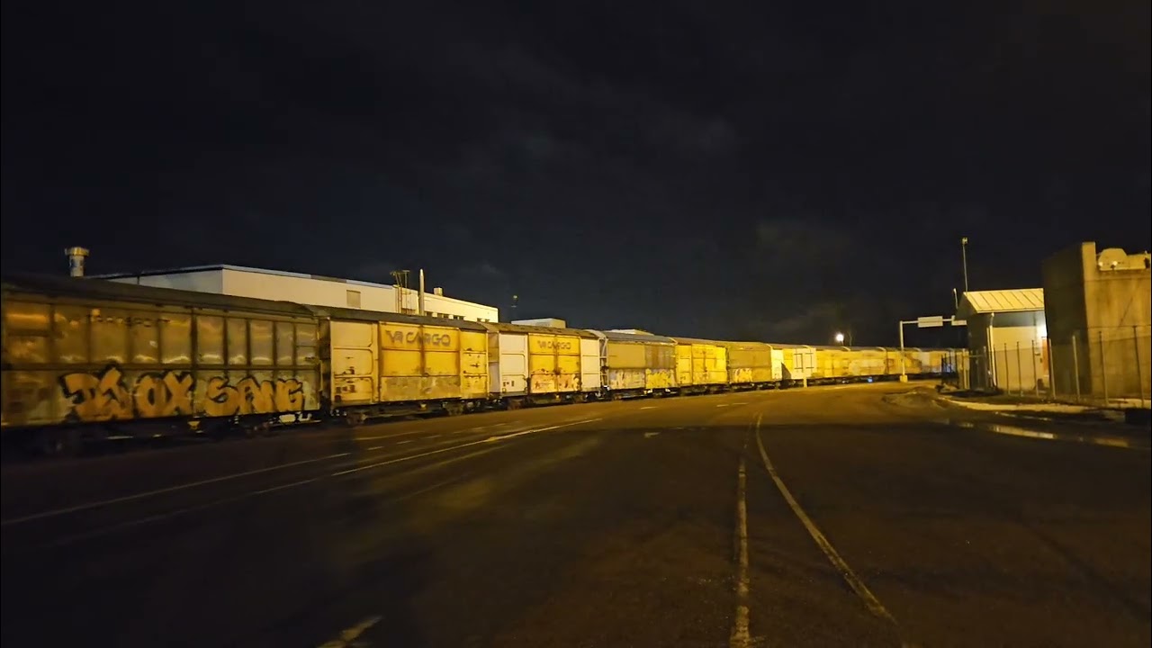 Hietasen sataman päivystäjä Kotkassa / Hietanen harbour's shunting train in Kotka