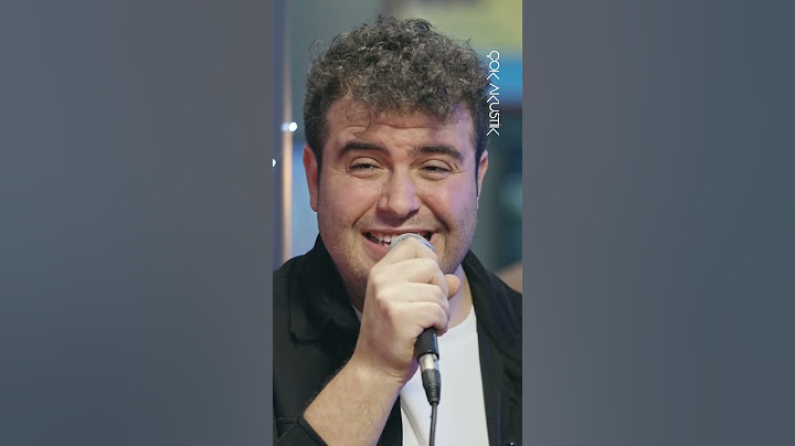 Safa Sarı'dan Güldüren Çelik Taklidi! | Çok Akustik  #çokakustik
